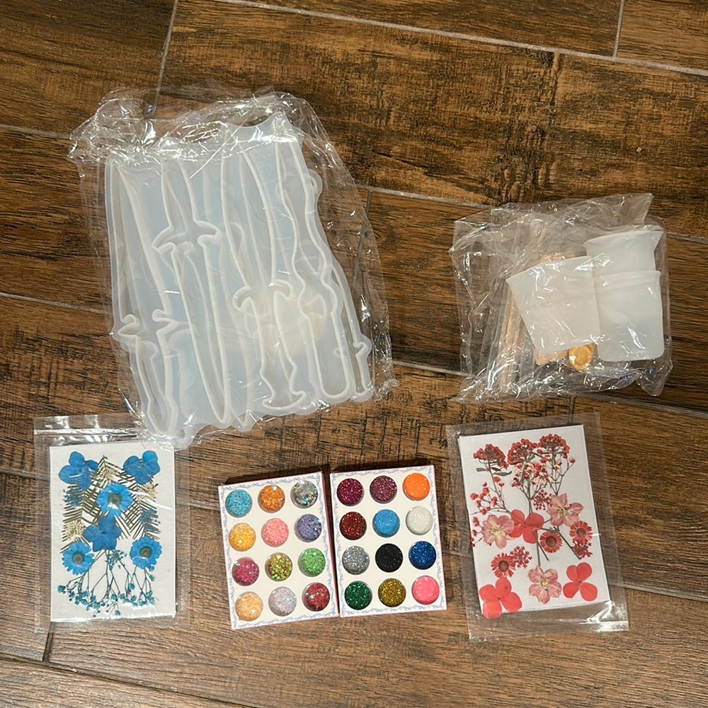 Dagger resin mold kit